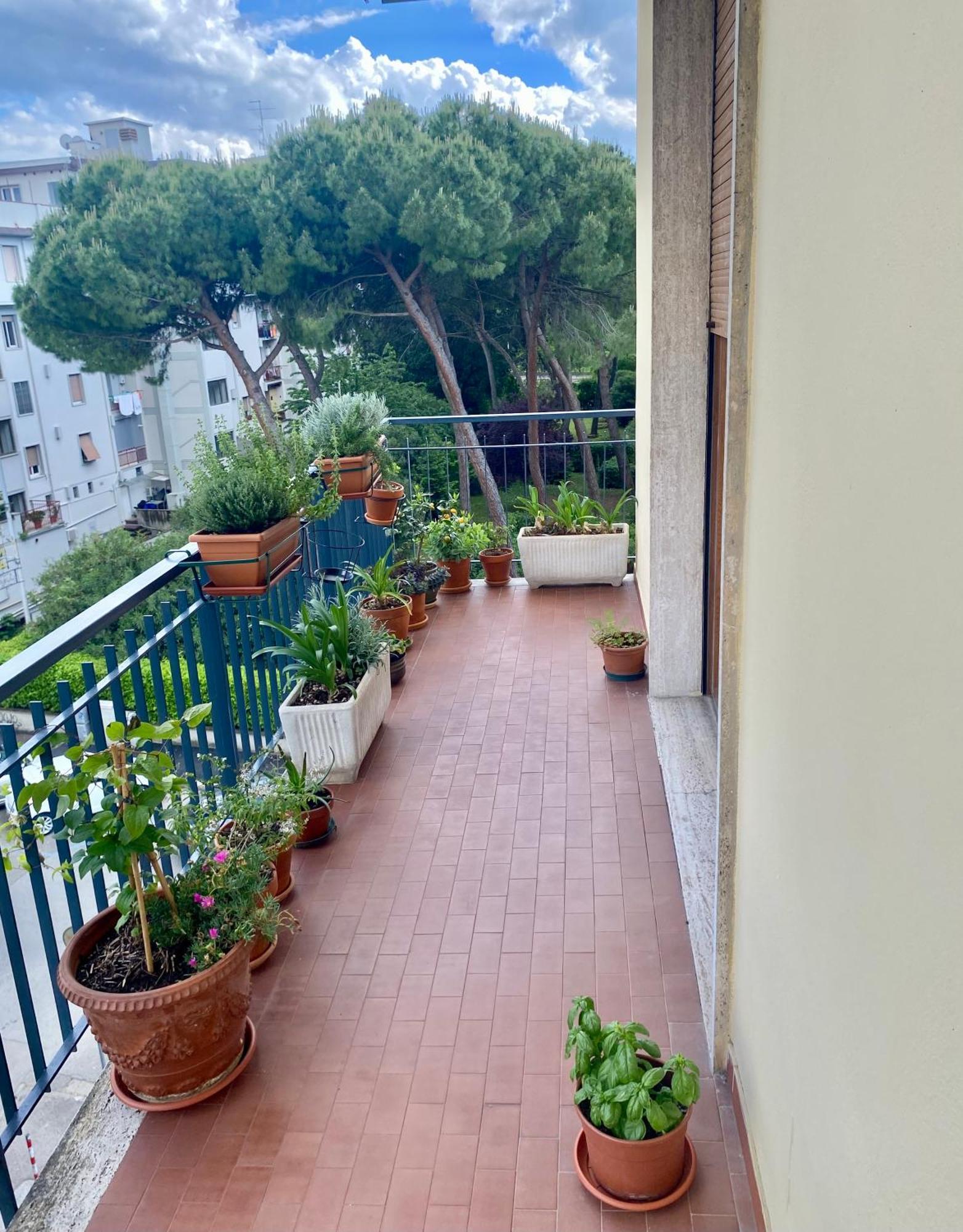 Homestay Casa Enea-camera Matrimoniale Con Bagno Privato-appartamento Condiviso Con Host Florence